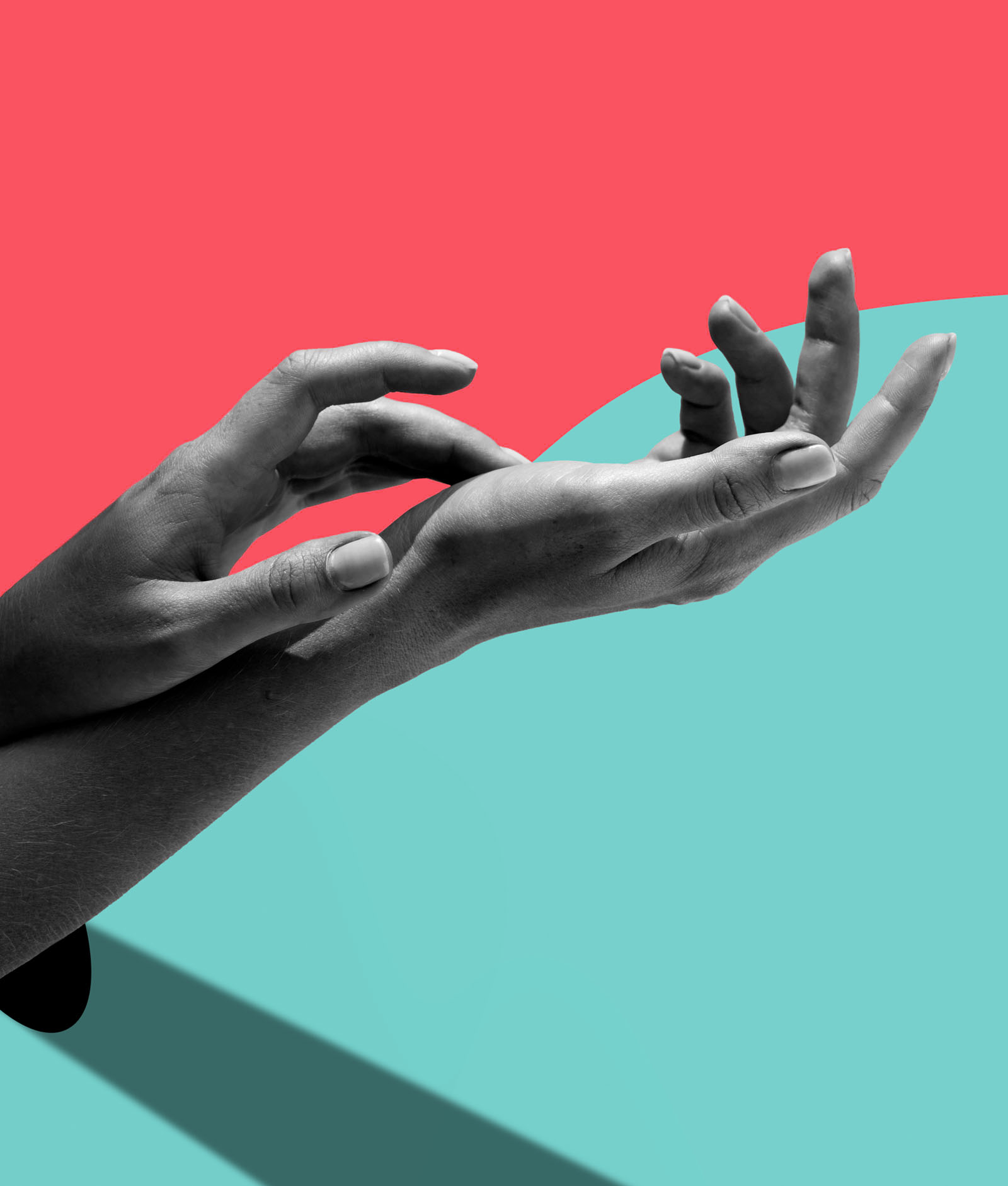 Hand models are also made available when needed. Your products will always be in the 'best of hands'.